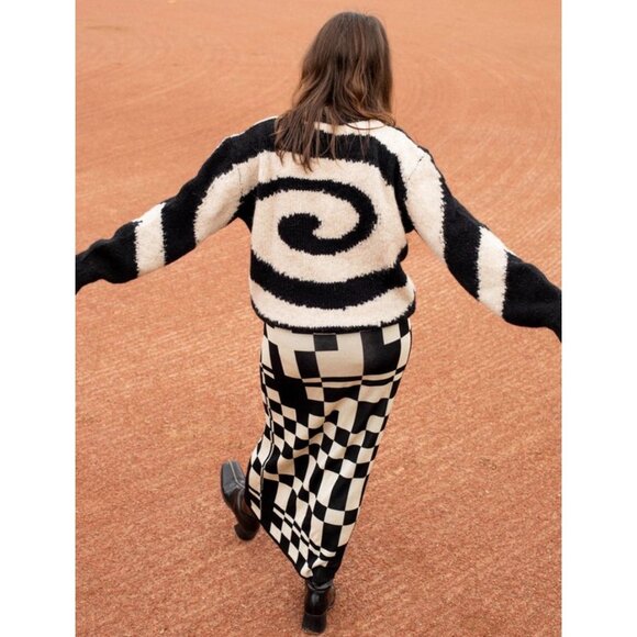 Paloma Wool Twister Sweater Women Medium Off White Black Fuzzy Psychedelic Indie - Picture 2 of 16